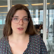 Roland a posé une question concernant une différence de prix pour le paiement de ses pneus d'été, selon qu'il paie par carte ou en liquide. Il se demande si cette différence de tarif est légale.