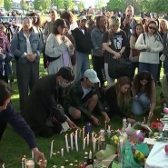 Un automobiliste a foncé dans la foule lors d'un festival de rue ce samedi à Vancouver, faisant 11 morts et de nombreux blessés. Le suspect a été inculpé de meurtre. Il présente des antécédents de troubles mentaux et on ignore son mobile.