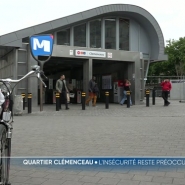 Malgré les efforts des autorités, l'insécurité est toujours présente dans le quartier de la station de métro Clémenceau à Anderlecht, théâtre de plusieurs fusillades. Les dealers sont toujours présents, seuls les lieux de deals ont parfois changé.