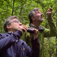 Gilles Foret et Thomas Halford dans le bois de Wandre à Liège