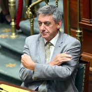 Jan Jambon unemployment, travel tax: these measures