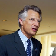 L’ancien Premier ministre français Dominique de Villepin fait son retour en politique avec un nouveau mouvement.