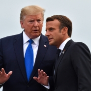 Emmanuel Macron with Donald Trump in 2019 grimace, mockery simple clumsiness? queen