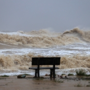 2025-08-25T072808Z_390879088_RC27EGACZJG1_RTRMADP_3_ASIA-WEATHER-VIETNAM