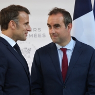 Ludovic MARIN / POOL / AFP