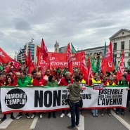 La manifestation a été organisée par la CSC et la FGTB.