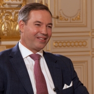 WD PLACE ROYAL LUXEMBOURG.00_11_34_09.Still005.jpg