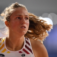 Lors des Jeux olympiques de Tokyo en 2021, alors qu’elle était qualifiée Hanne Maudens a soudainement choisi de renoncer au concours général.