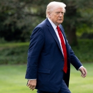 US President Donald Trump walks on the South Lawn of the White House upon returning from Walter Reed National Military Medical Center after a medical checkup on October 10, 2025, in Washington, DC. (Photo by SAUL LOEB / AFP)