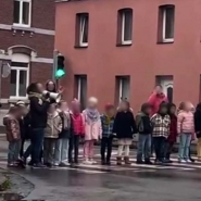 flou greve enfants.jpg