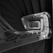 stairs-4996638_1280.jpg