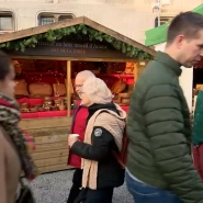 WEB OURS 2.00_02_48_13.Still003.jpg