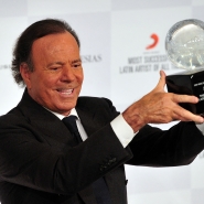 Julio Iglesias