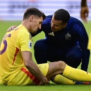 Thomas Meunier sous la vareuse des Diables Rouges.