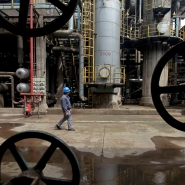 2026-03-03T111839Z_523317006_RC2YWJABI6D5_RTRMADP_3_IRAN-CRISIS-OIL-CHINA