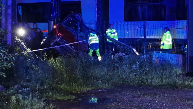 a70bd823-c00e-473c-b48a-af4cbaf7b163