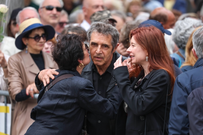 Obsèque Hardy : julien_clerc