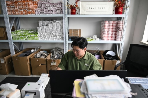 D'acteur à vendeur, de jeunes Chinois en quête d'emplois plus épanouissants