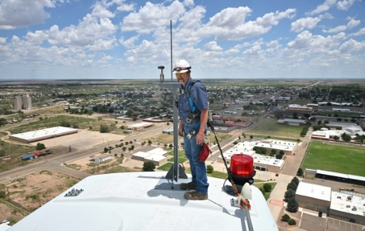 Former des réparateurs d'éoliennes, un défi vertigineux aux Etats-Unis
