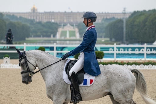 Equitation: médaille d'argent royale à Versailles pour la France en concours complet