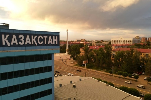 En Asie centrale, les langues nationales gagnent du terrain face au russe