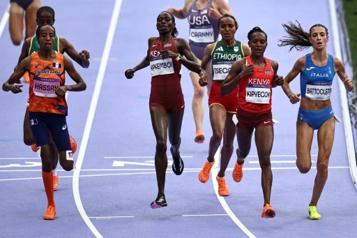 Athlétisme: Cheptegei royal sur 10.000 m, premier sacré au Stade de France