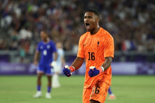 Foot: les Bleus d'Henry écartent l'Argentine dans un climat hostile pour s'offrir une demie