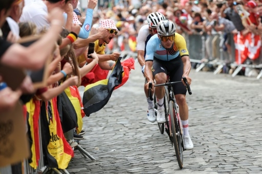 Avec le cyclisme, de Montmartre à Belleville, l'euphorie olympique façon Tour de France