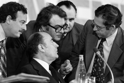 48e222fccb800c33ffdfccbe7d8be9a6c5f77d1f