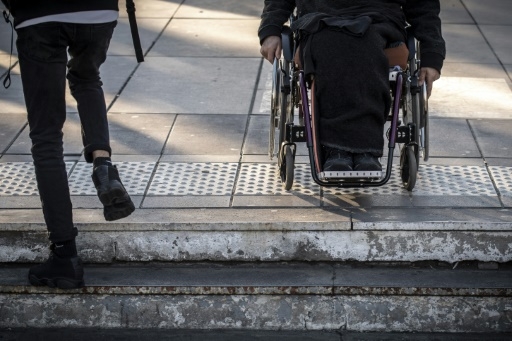 Handicap: les Paralympiques mettent Paris au défi de l'accessibilité