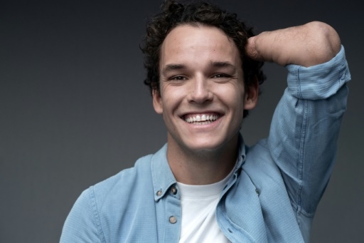 Avec Slam, le parasportif Théo Curin plonge dans le grand bain