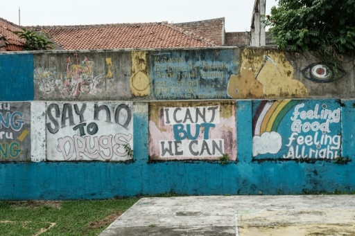 Jeux d'argent en ligne: l'Indonésie se bat contre une nouvelle addiction