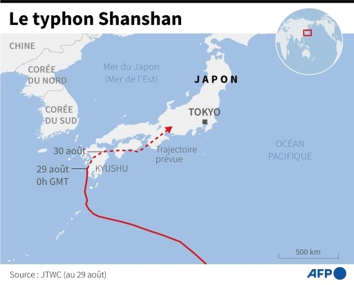 Un puissant typhon frappe le Japon, plusieurs morts selon les médias