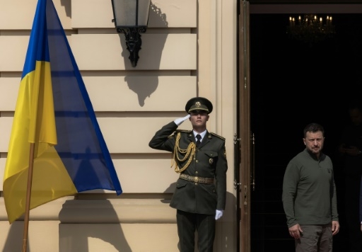 Dans l'est ukrainien ravagé, l'étoile du président Volodymyr Zelensky pâlit