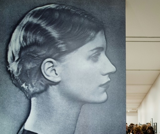 Cinéma: Kate Winslet en femme libre et pionnière du photojournalisme dans Lee