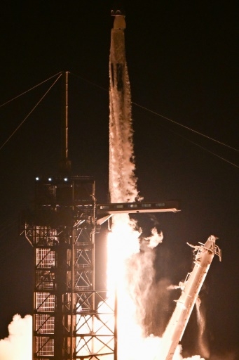Une mission de SpaceX décolle pour réaliser la première sortie spatiale privée