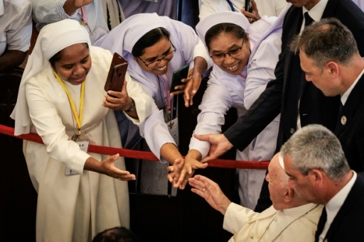 Au Timor oriental, le pape s'offre un bain de foule avec 600.000 fidèles