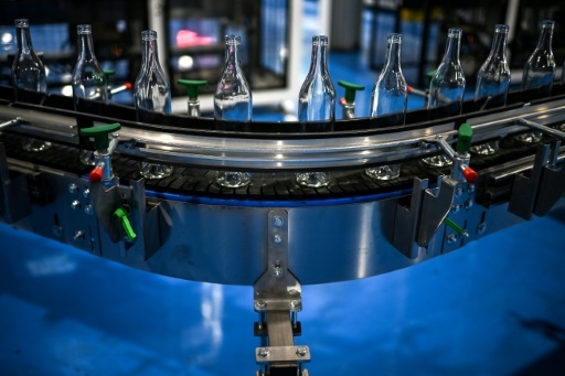 Près de Cognac, la filière verre pose la première brique de sa stratégie de décarbonation