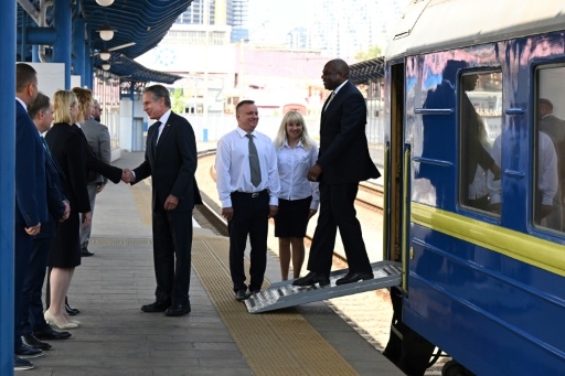 Washington et Londres promettent de répondre d'urgence aux demandes militaires de l'Ukraine