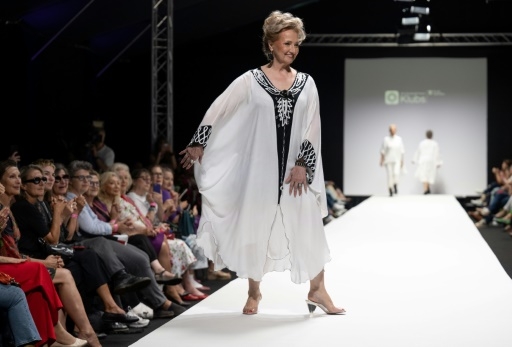 A la Fashion week de Vienne, les retraitées prennent la lumière
