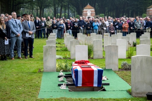 Des héros de guerre enterrés aux Pays-Bas 80 ans plus tard