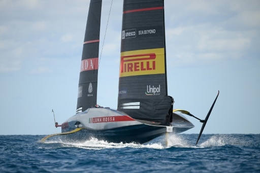 Voile: Luna Rossa se qualifie en finale de la Coupe Louis-Vuitton