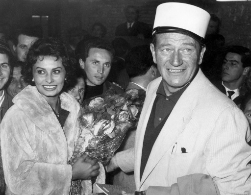 Cinéma: la star italienne Sophia Loren fête ses 90 ans à Rome