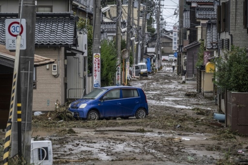 Japon: inondations et glissements de terrain font un mort et onze disparus