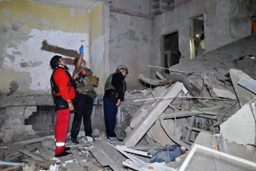 Ukraine: une frappe russe fait une vingtaine de blessés, dont des mineurs, à Kharkiv