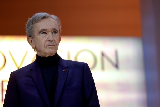 Liste noire de médias attribuée à Bernard Arnault: une quarantaine de rédactions protestent