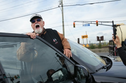 USA: près de 40 ports bloqués par une grève des dockers un mois avant la présidentielle