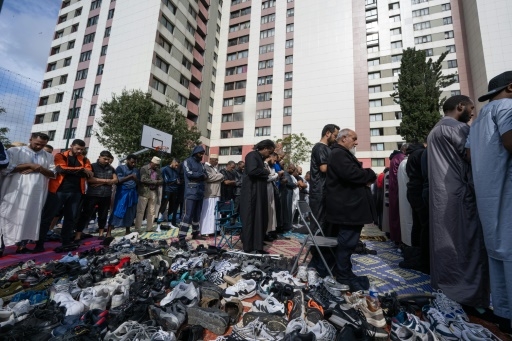 Des centaines de personnes aux obsèques du chauffeur VTC victime d'un narchomicide à Marseille