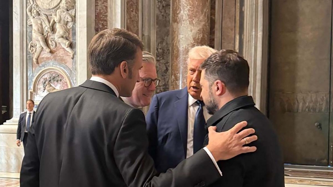macron_starmer_trump_zelensky_basilique_saint-pierre