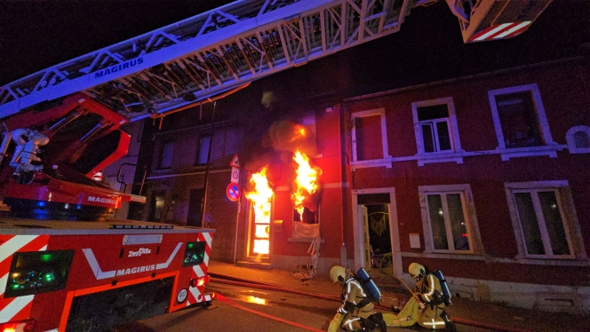 damppppppppppppppppppp